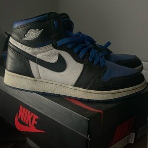 Nike air Jordan retro 1 royal blue